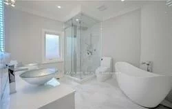 53, Eaglewood, Mineola, Mississauga