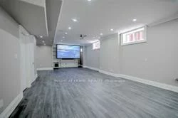 53, Eaglewood, Mineola, Mississauga