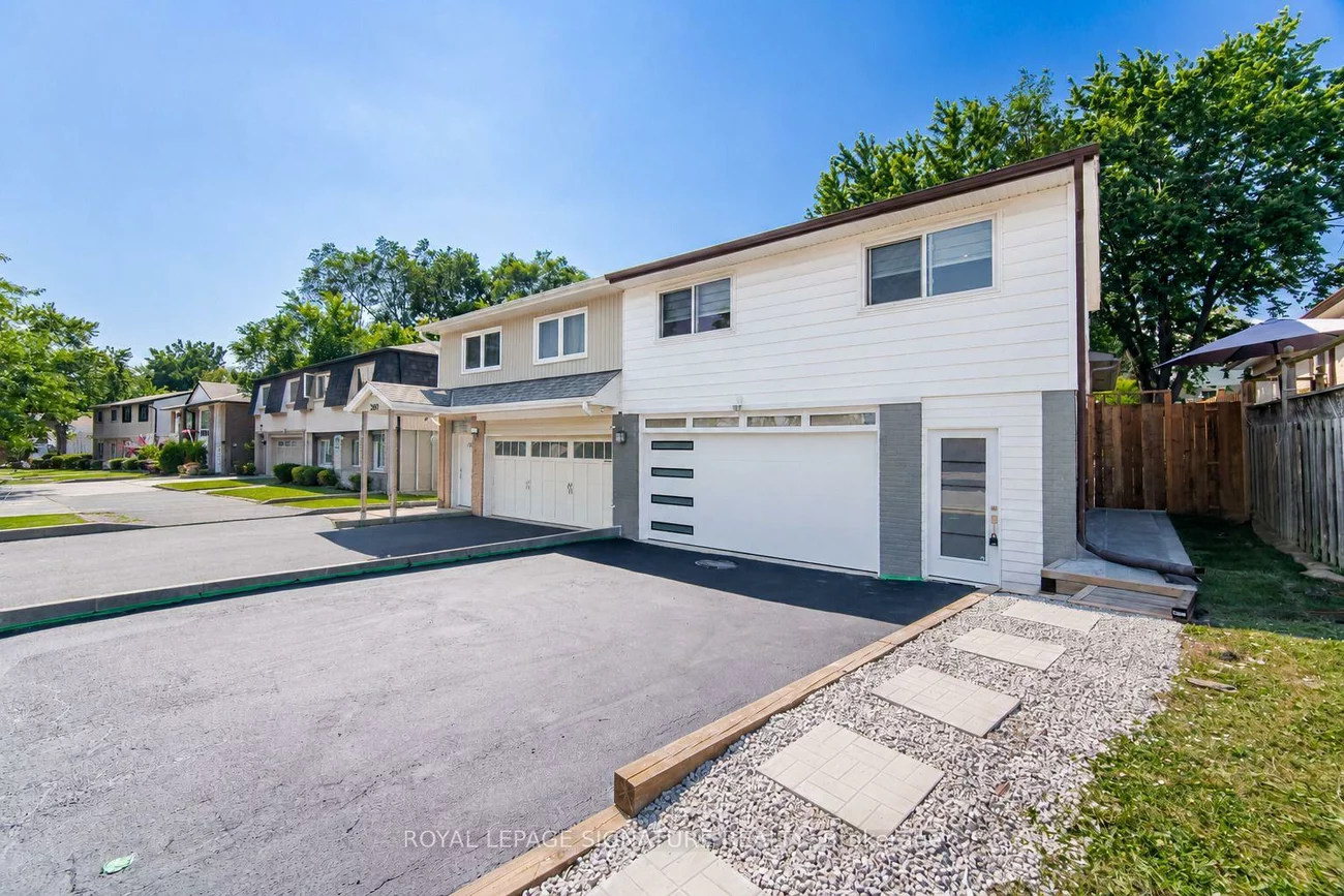 2599, Lundene, Clarkson, Mississauga