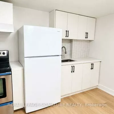 2599, Lundene, Clarkson, Mississauga