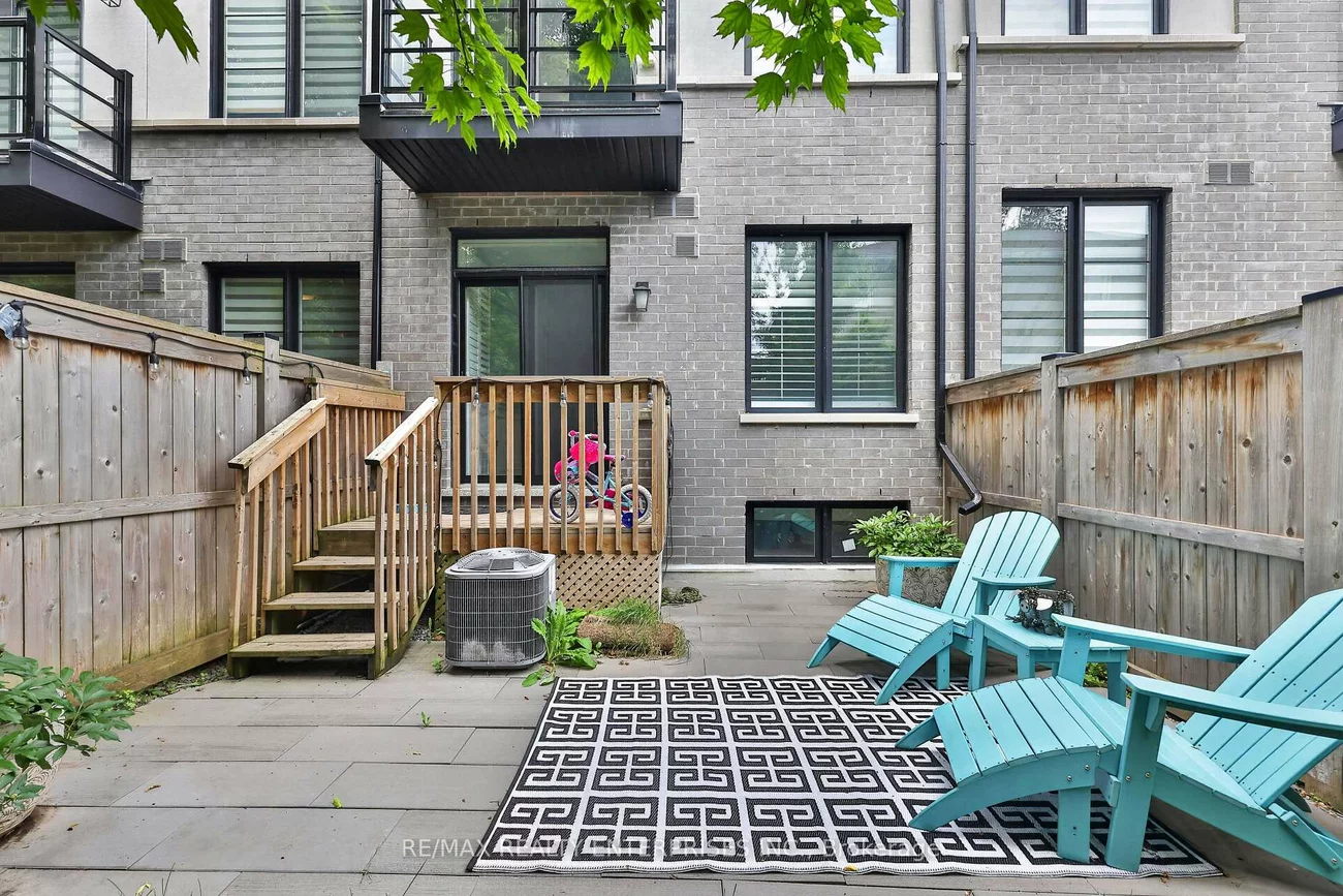 656, Tupelo, Mineola, Mississauga