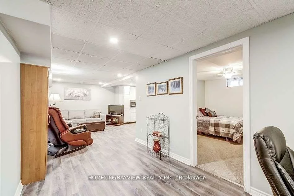 64, RUTLEDGE ( basement), Huron Heights-Leslie Valley, Newmarket