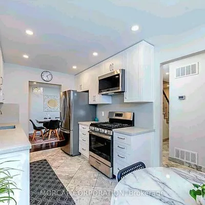 494, Dixon, Central Newmarket, Newmarket