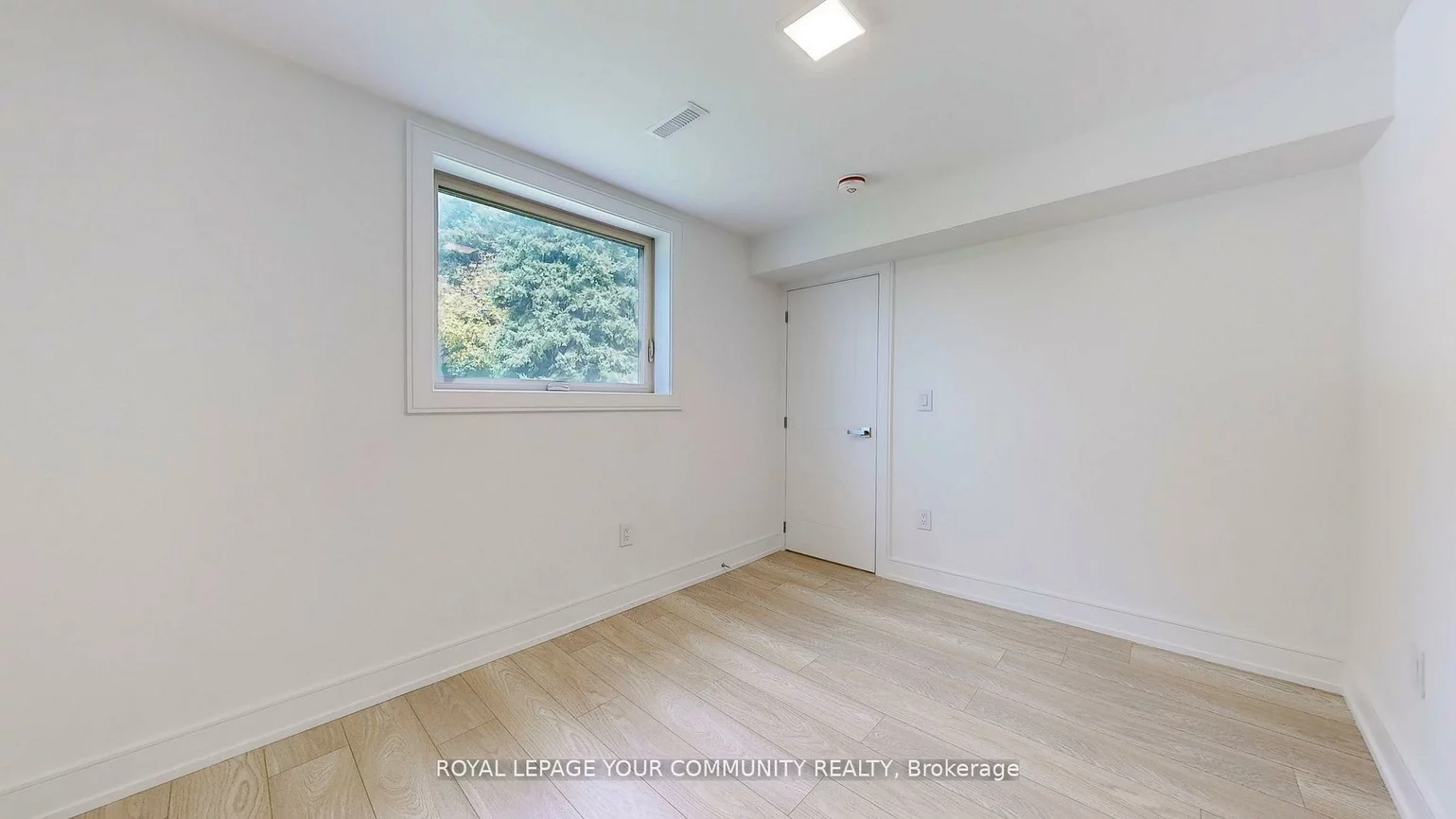 949, Wildwood, Gorham-College Manor, Newmarket