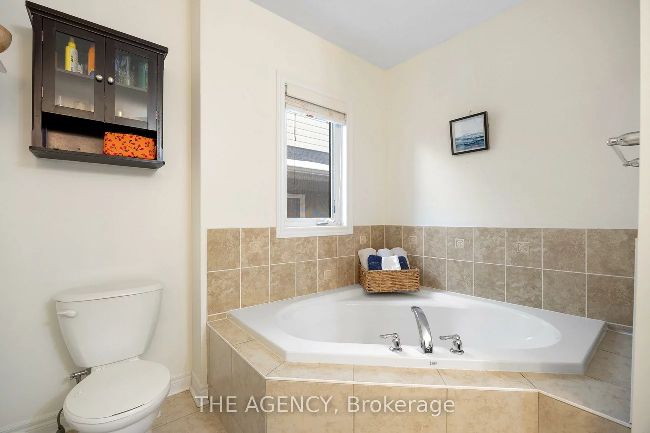 229, Aspenwood, Woodland Hill, Newmarket