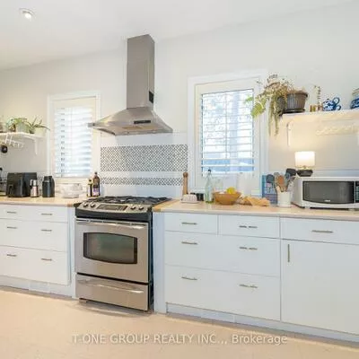 579, pearson, Gorham-College Manor, Newmarket