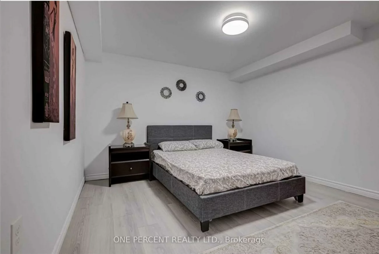 72, Ashton, Huron Heights-Leslie Valley, Newmarket