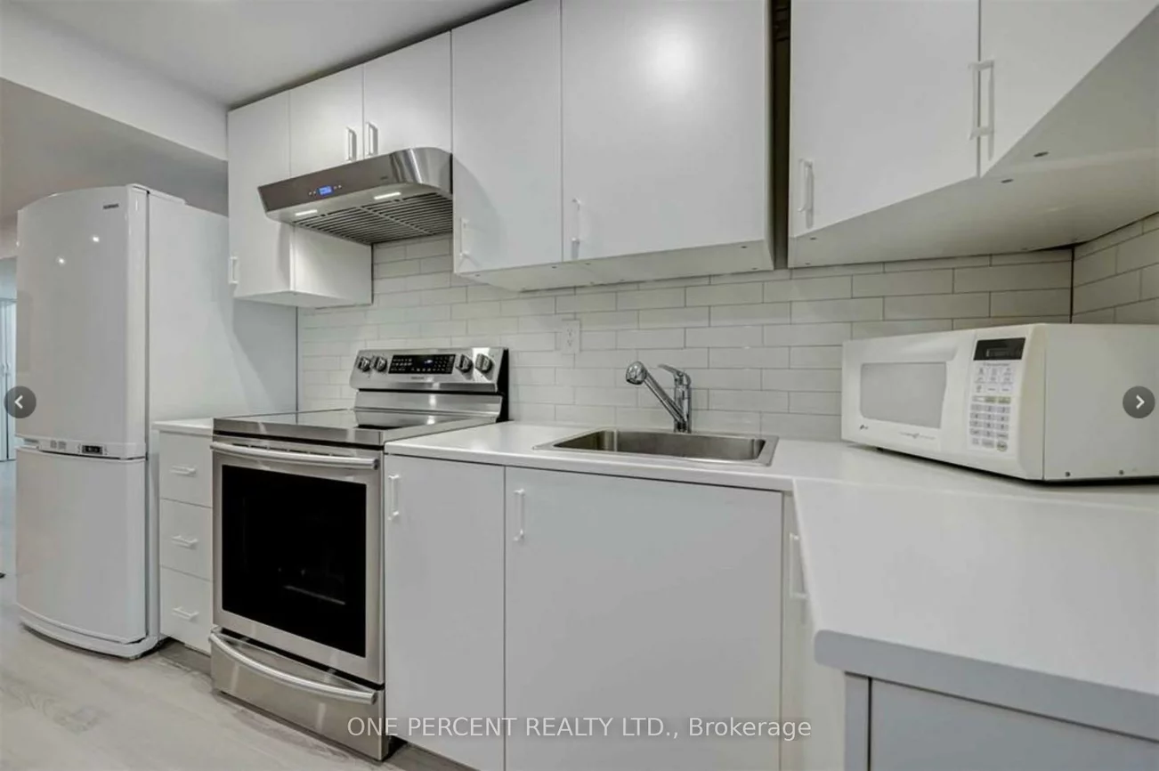 72, Ashton, Huron Heights-Leslie Valley, Newmarket