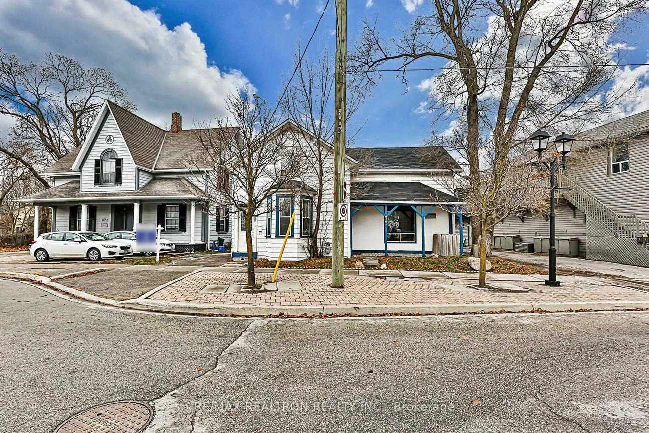 475, D'arcy, Central Newmarket, Newmarket