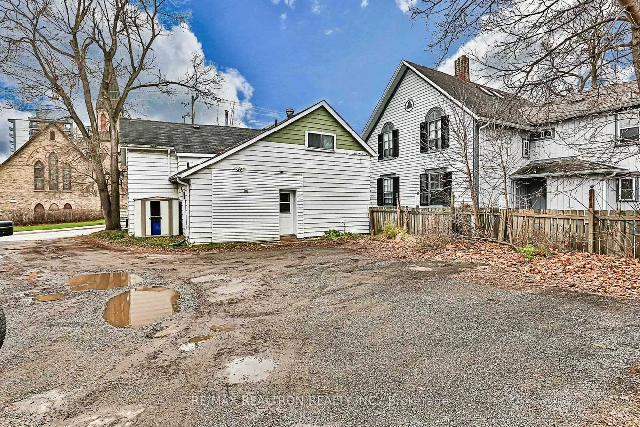 475, D'arcy, Central Newmarket, Newmarket