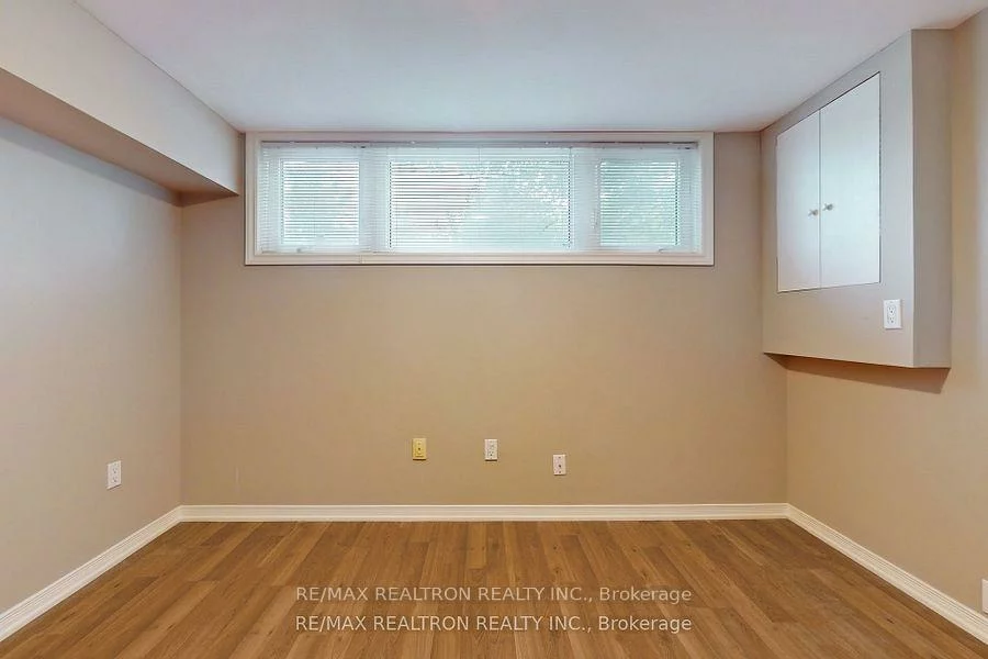 75, Millard, Central Newmarket, Newmarket