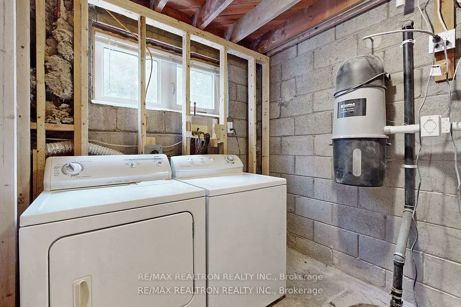 75, Millard, Central Newmarket, Newmarket