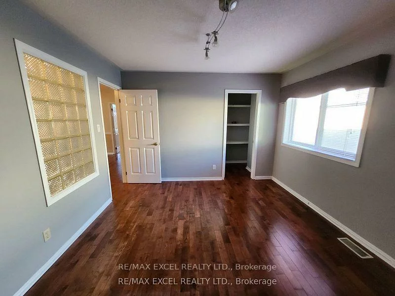 316, Alex Doner, Glenway Estates, Newmarket