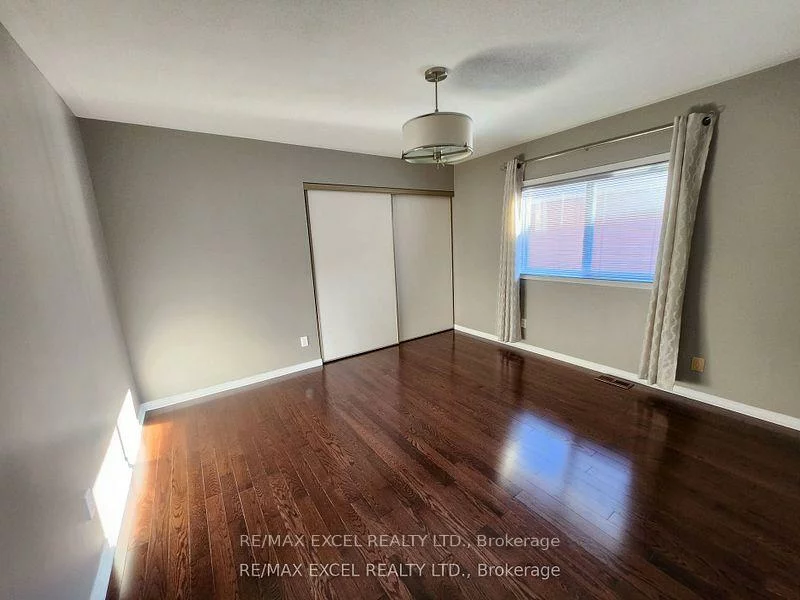 316, Alex Doner, Glenway Estates, Newmarket