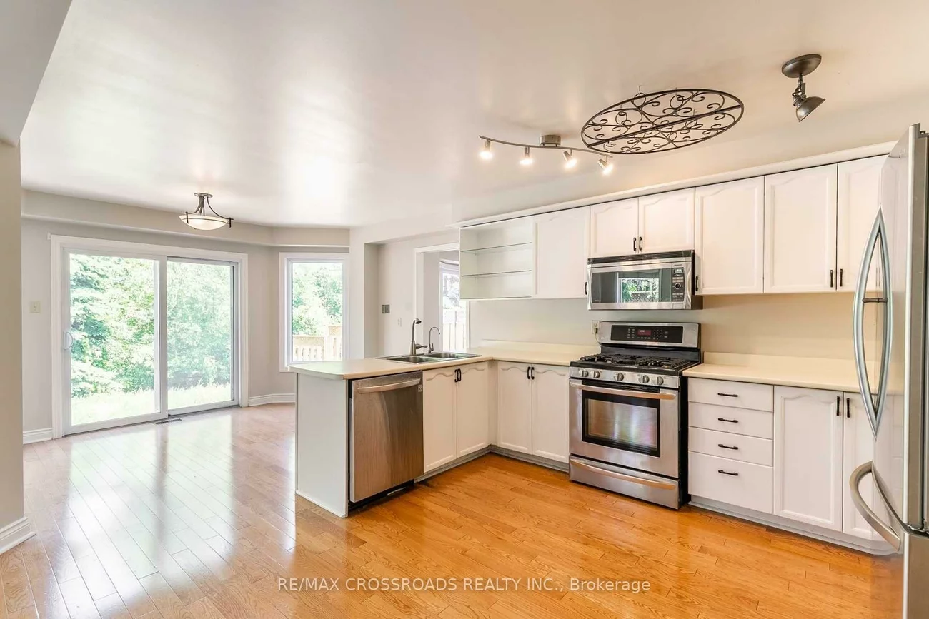 462, Alex Doner, Glenway Estates, Newmarket