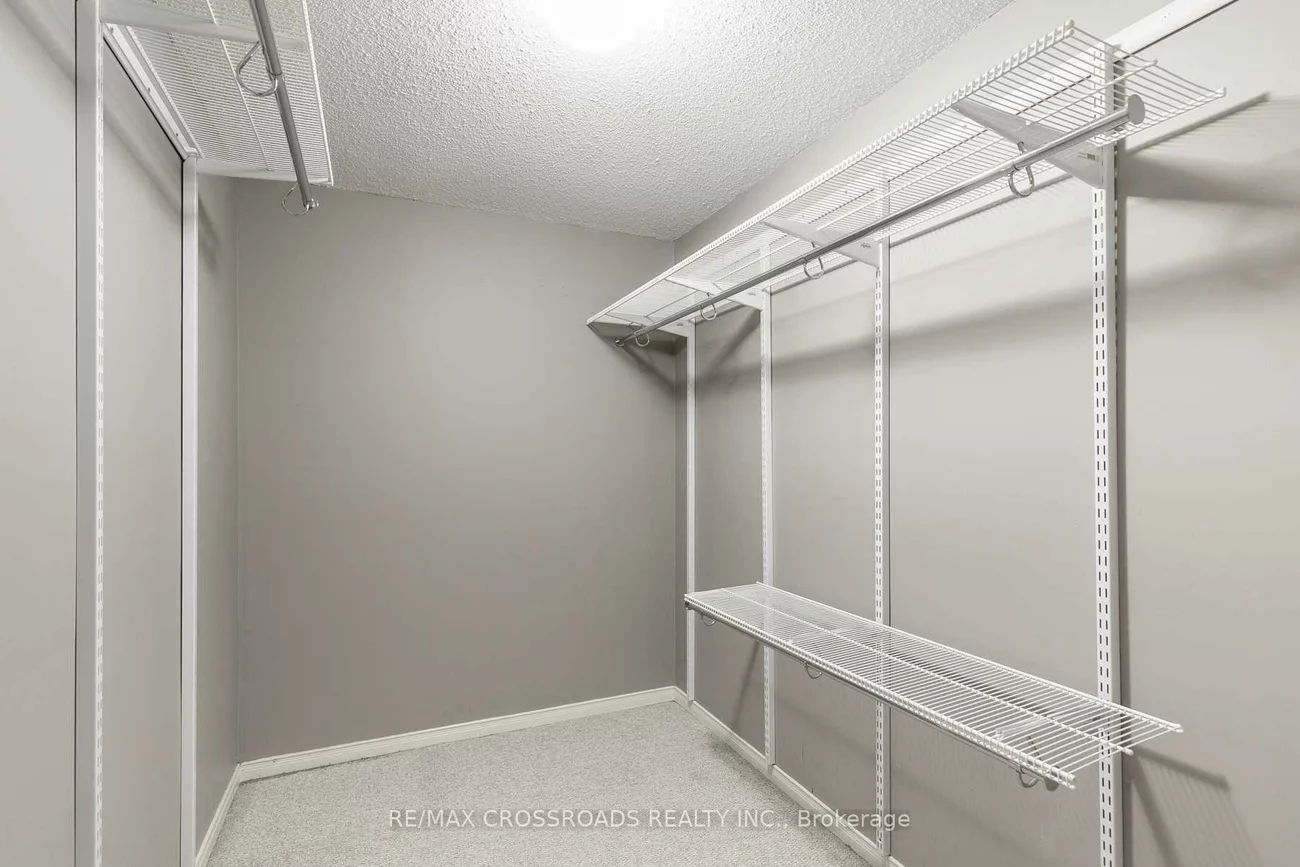462, Alex Doner, Glenway Estates, Newmarket
