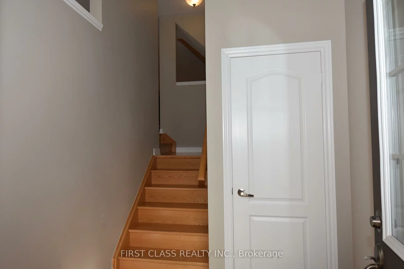 327, Doak, Gorham-College Manor, Newmarket