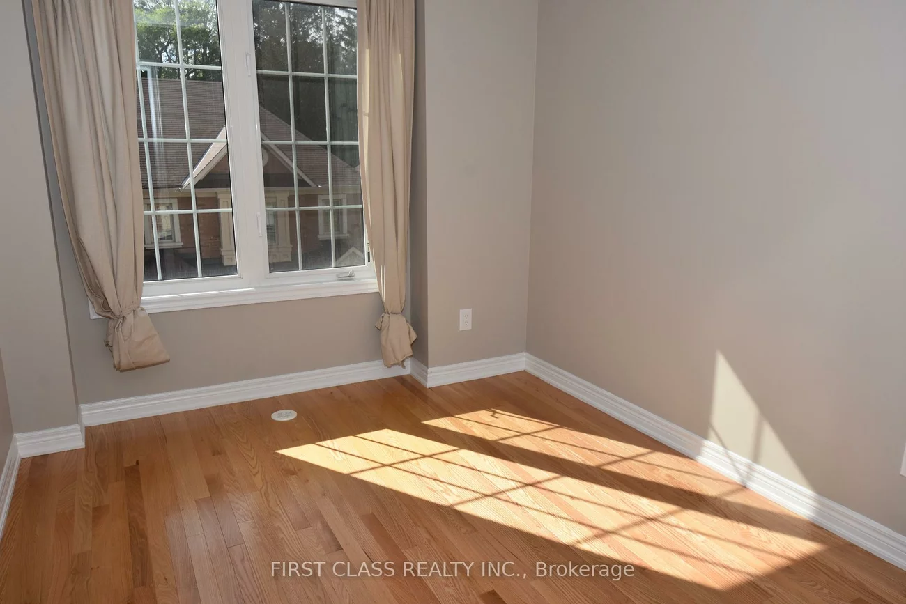 327, Doak, Gorham-College Manor, Newmarket