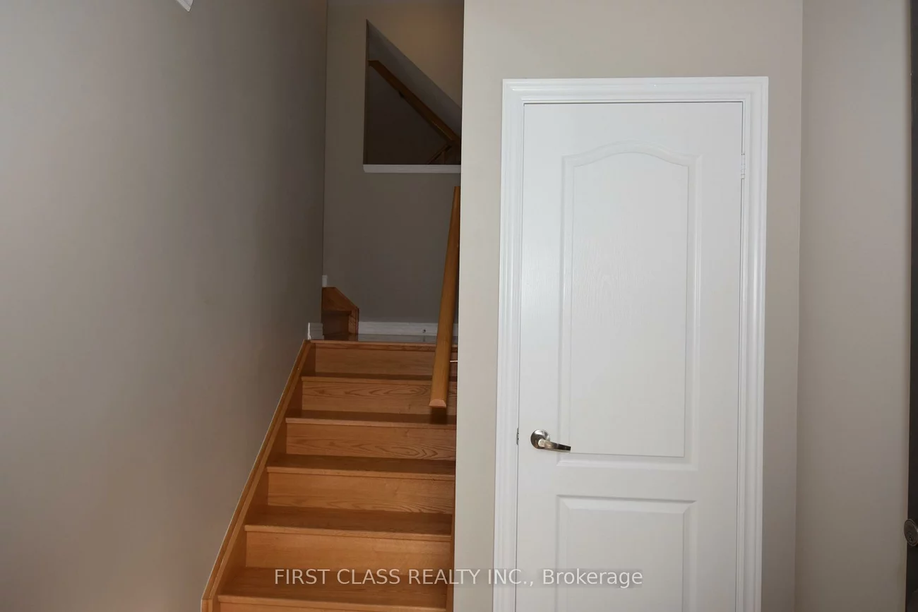 327, Doak, Gorham-College Manor, Newmarket