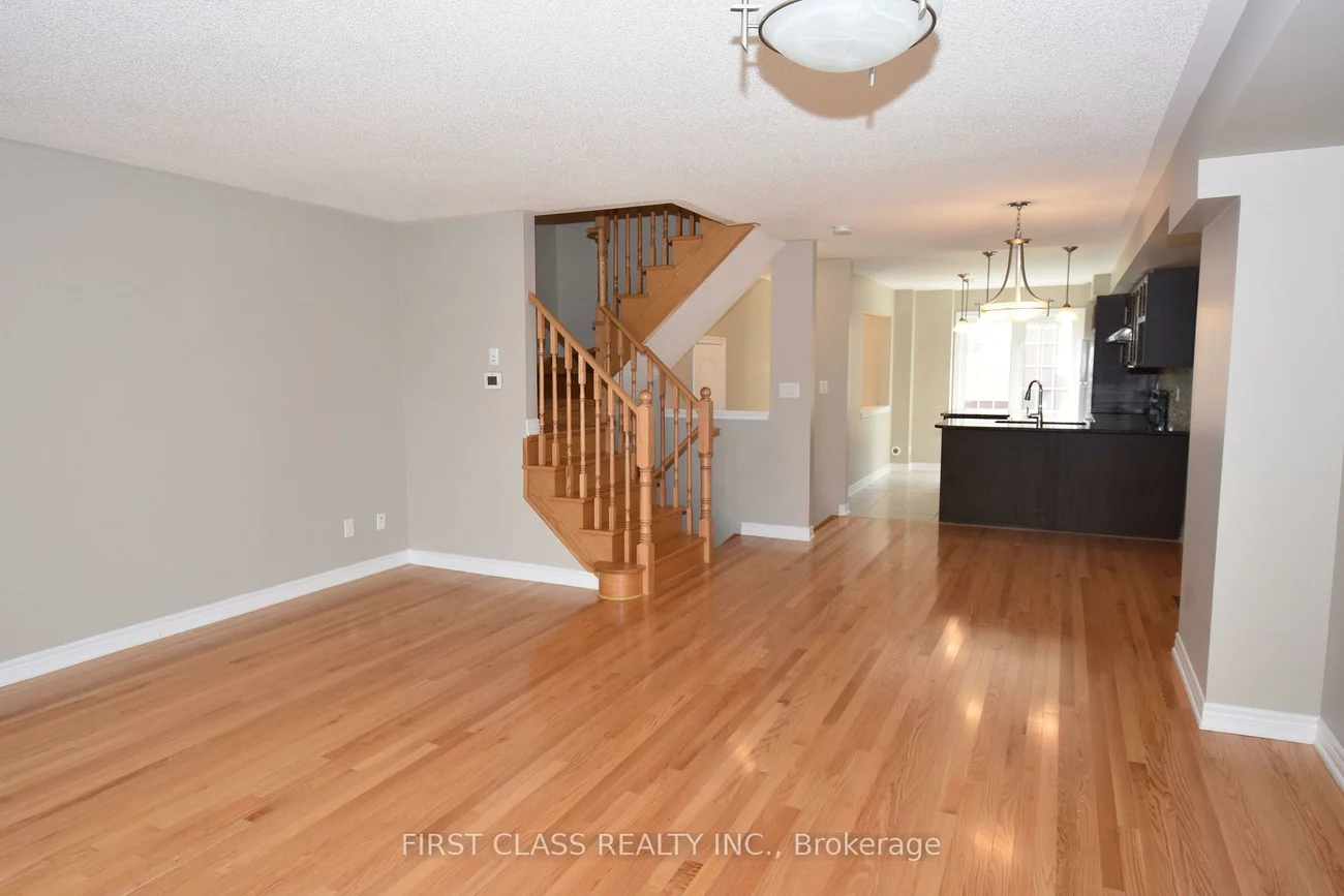 327, Doak, Gorham-College Manor, Newmarket