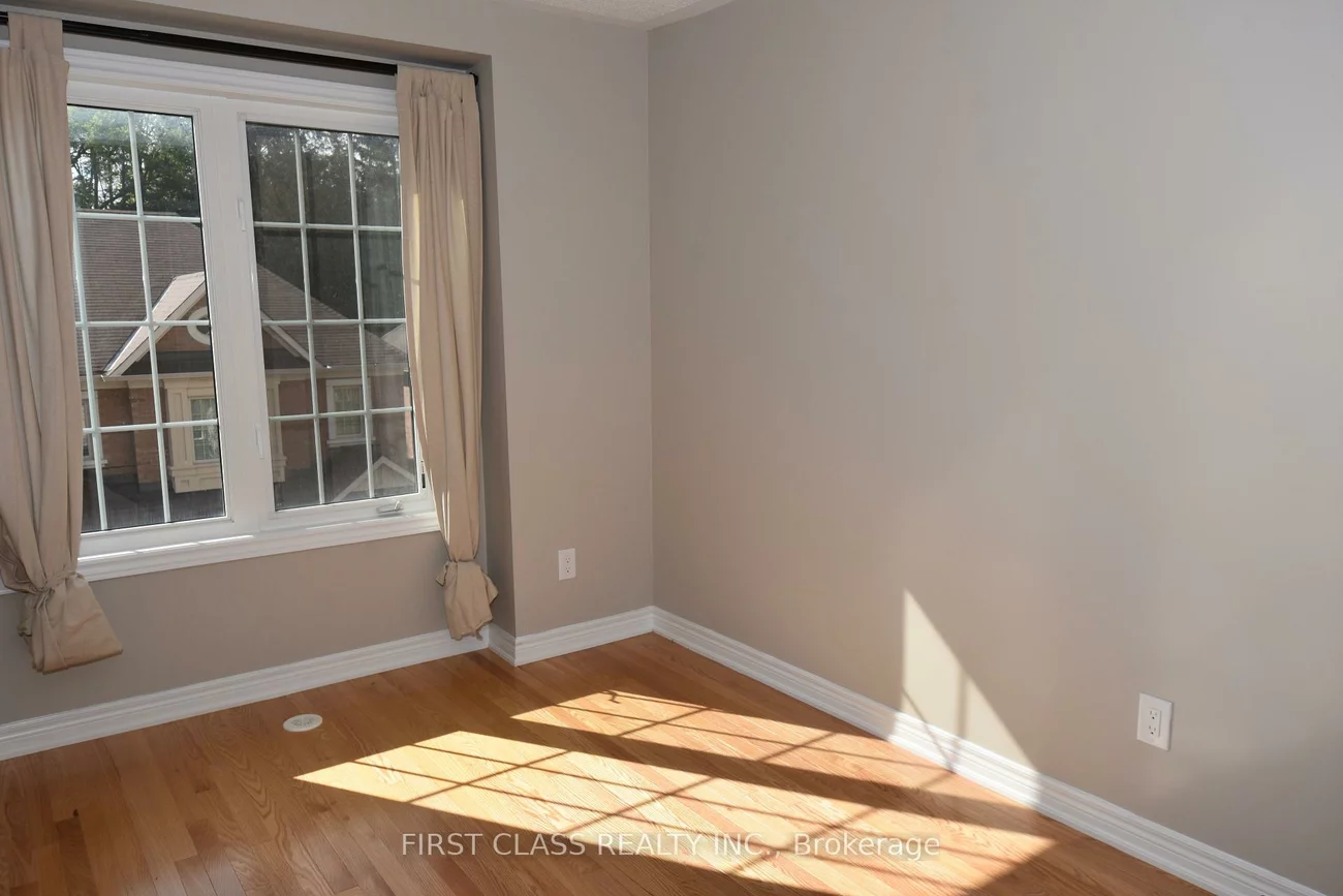 327, Doak, Gorham-College Manor, Newmarket