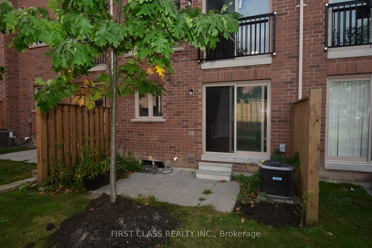 327, Doak, Gorham-College Manor, Newmarket