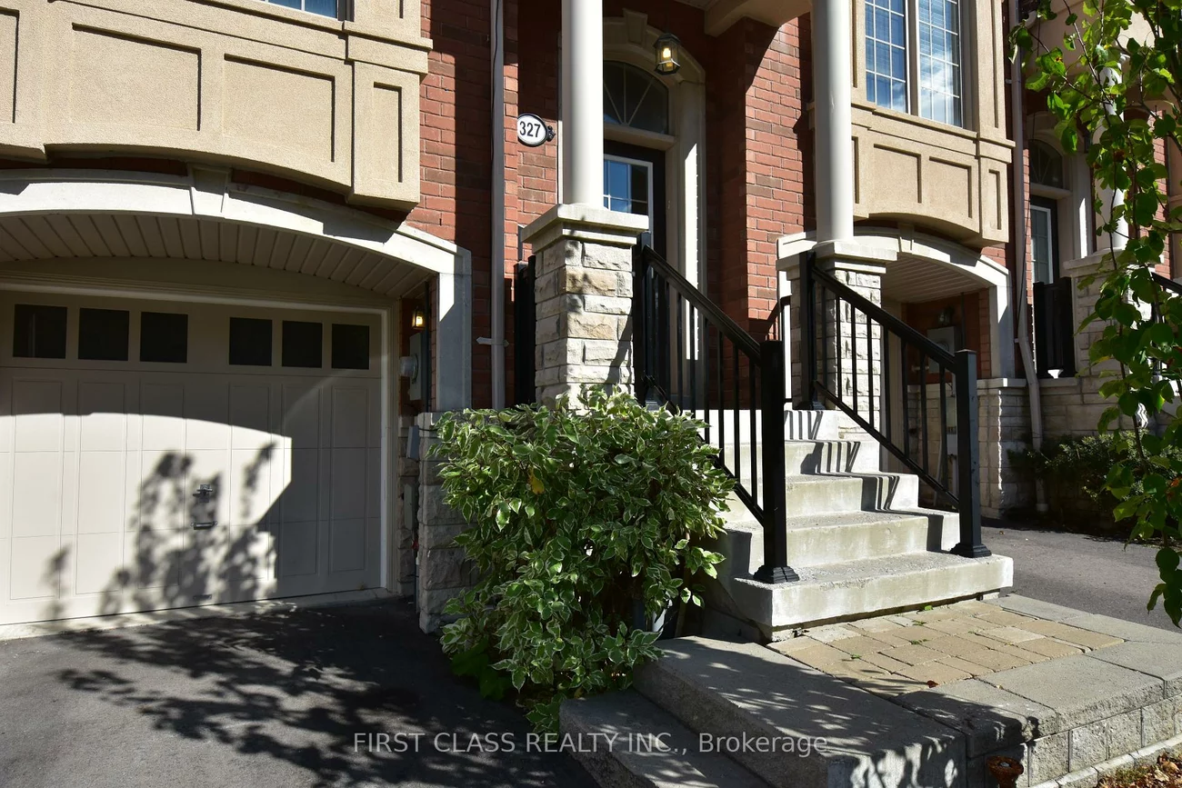 327, Doak, Gorham-College Manor, Newmarket