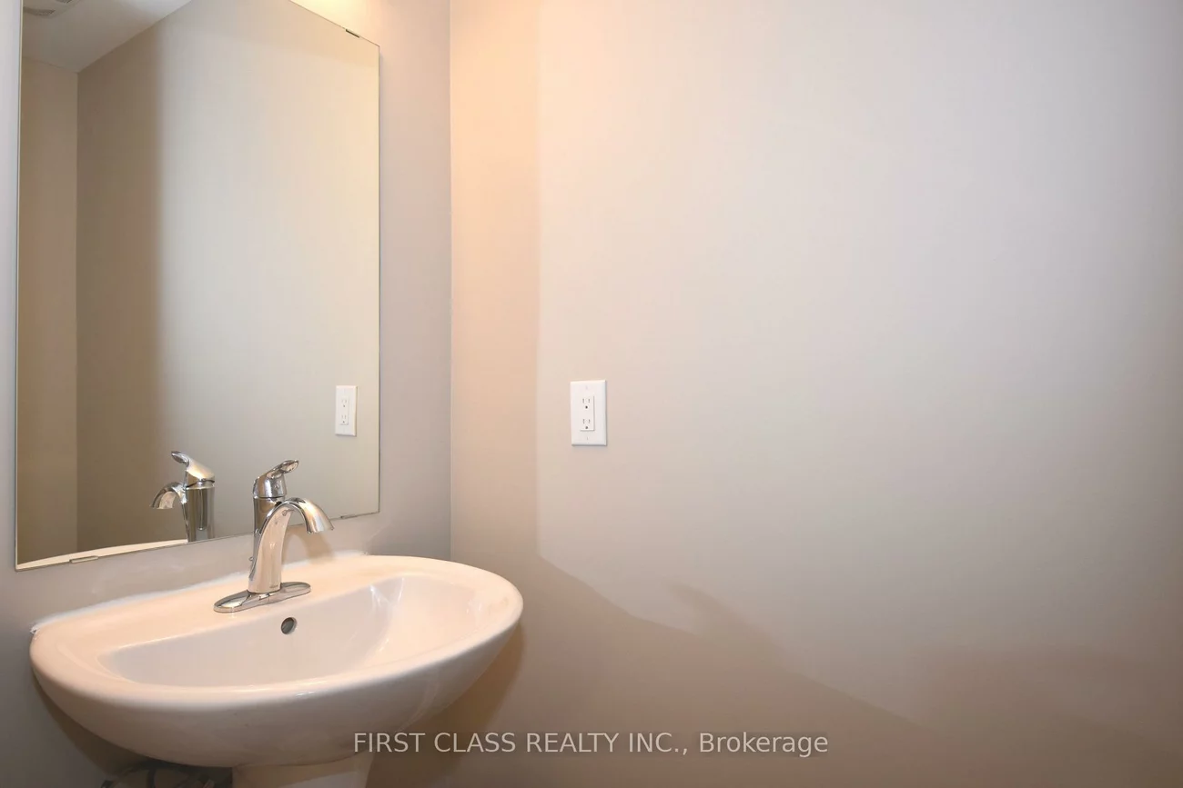 327, Doak, Gorham-College Manor, Newmarket