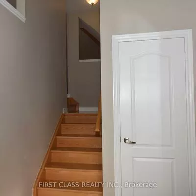 327, Doak, Gorham-College Manor, Newmarket