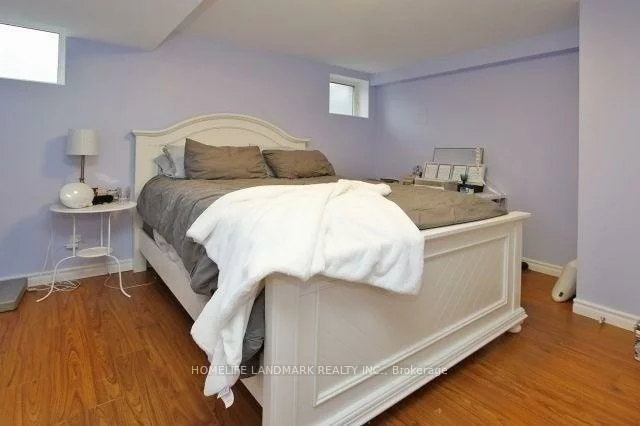 30, Thatcher, Woodland Hill, Newmarket