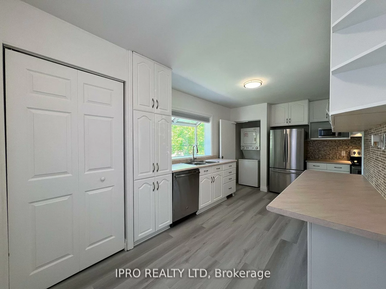 53, Lindsay, Bristol-London, Newmarket