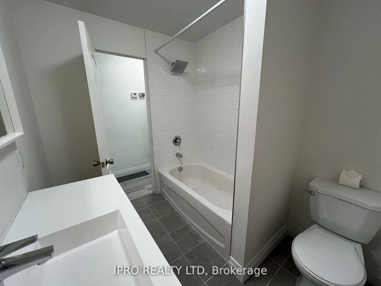 53, Lindsay, Bristol-London, Newmarket