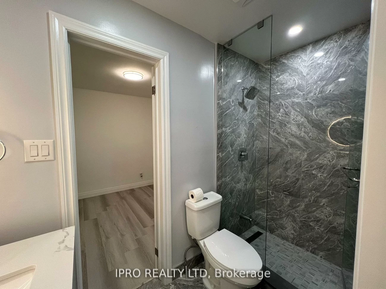53, Lindsay, Bristol-London, Newmarket