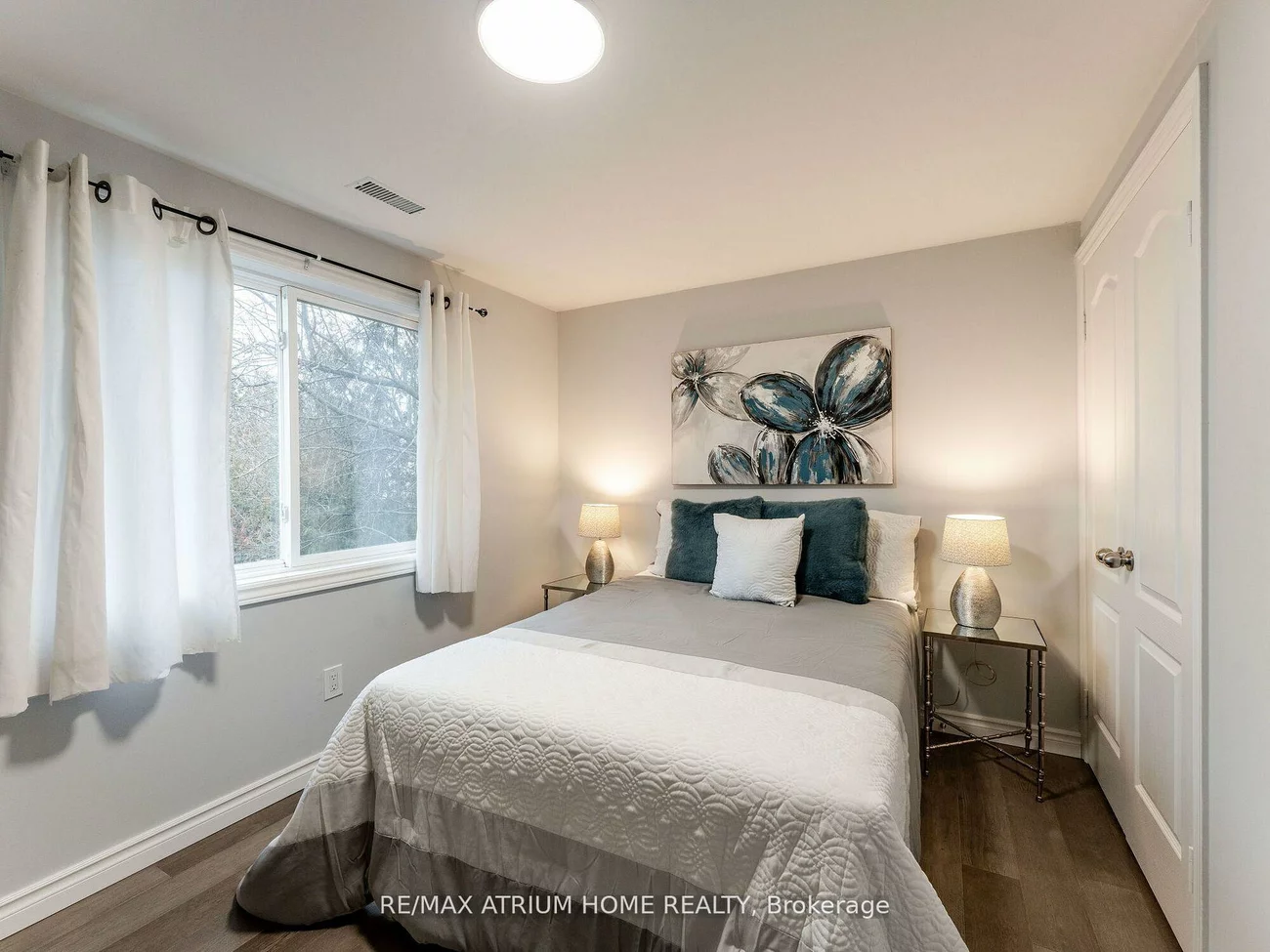 401, Borden, Central Newmarket, Newmarket