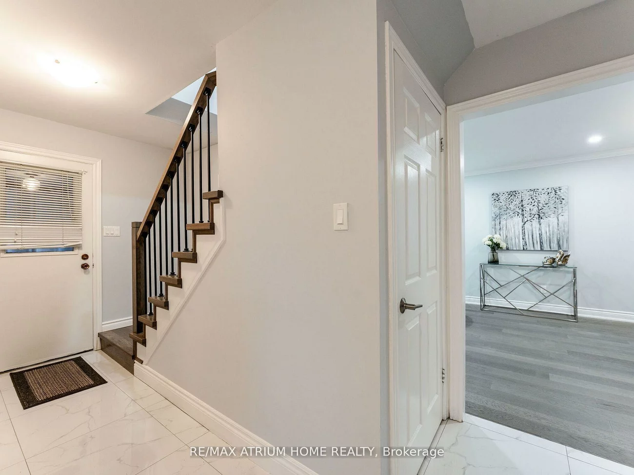 401, Borden, Central Newmarket, Newmarket
