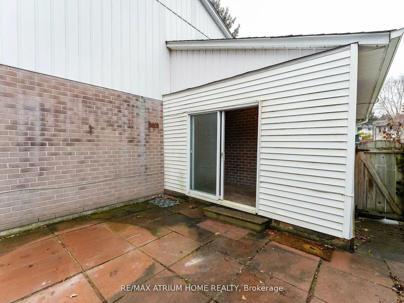 401, Borden, Central Newmarket, Newmarket