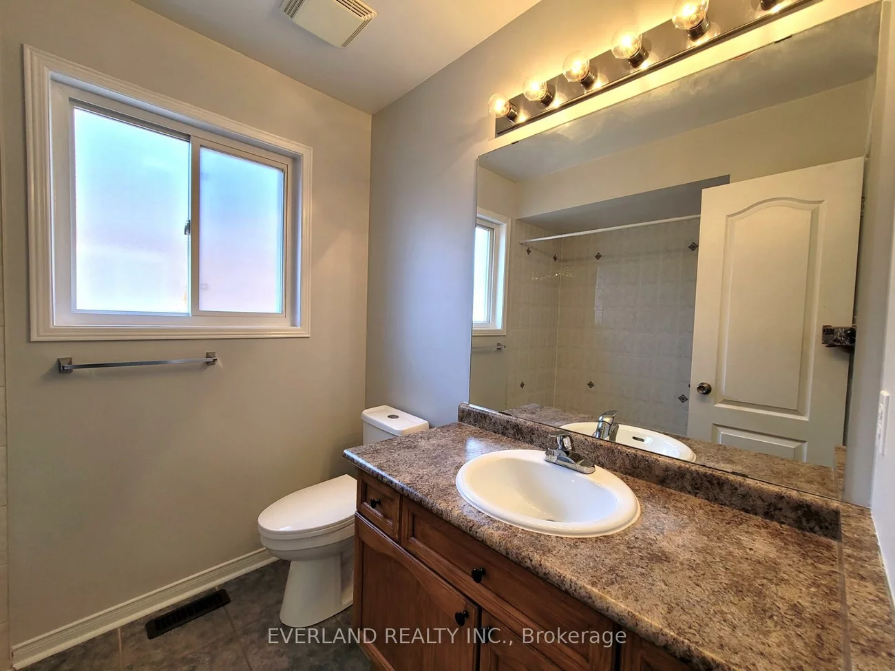 131, Alfred Smith Way, Woodland Hill, Newmarket