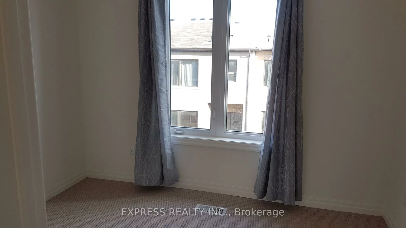 36, Vantage, Woodland Hill, Newmarket