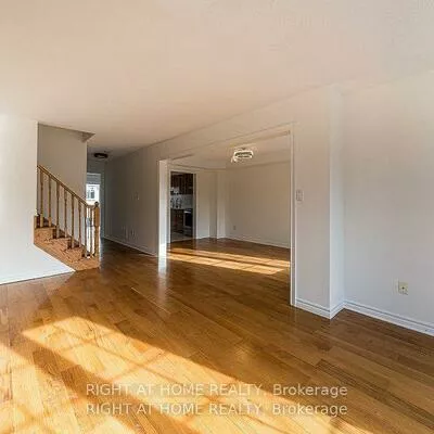 173, Gail Parks, Woodland Hill, Newmarket