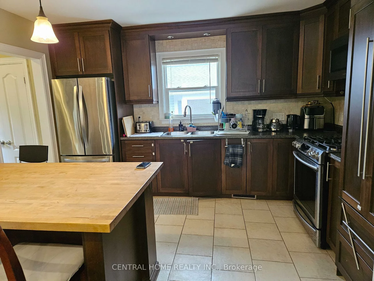 66, Eagle, Central Newmarket, Newmarket