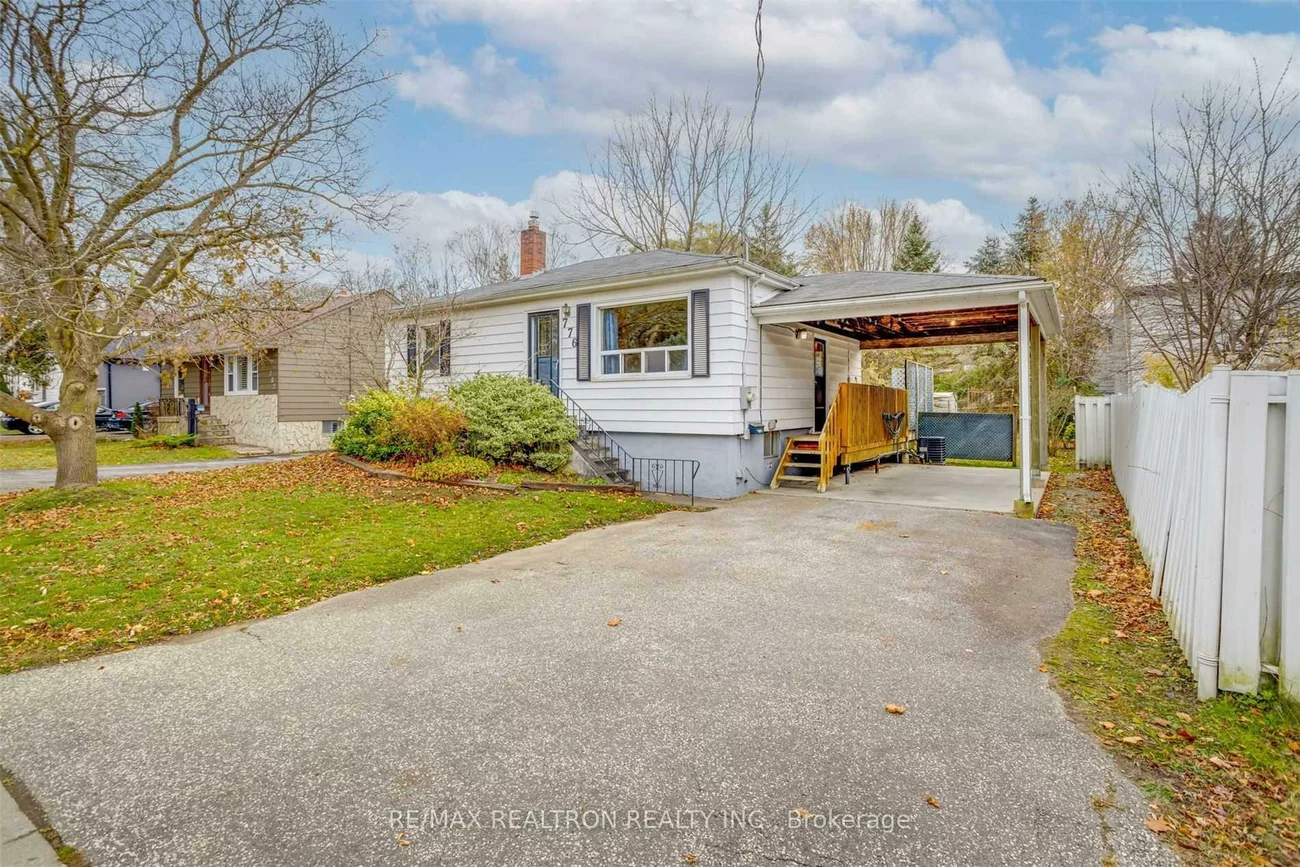 776, Srigley, Central Newmarket, Newmarket
