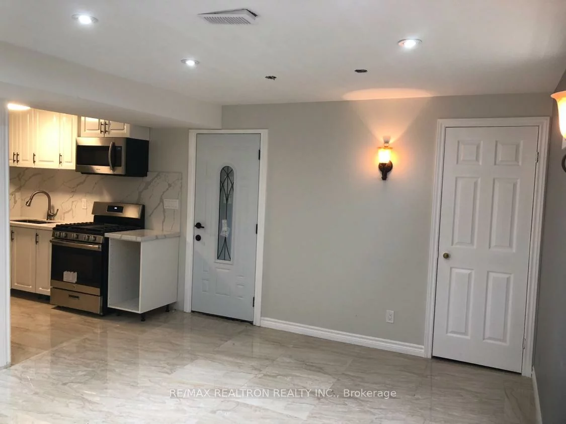 366, Waratah, Huron Heights-Leslie Valley, Newmarket