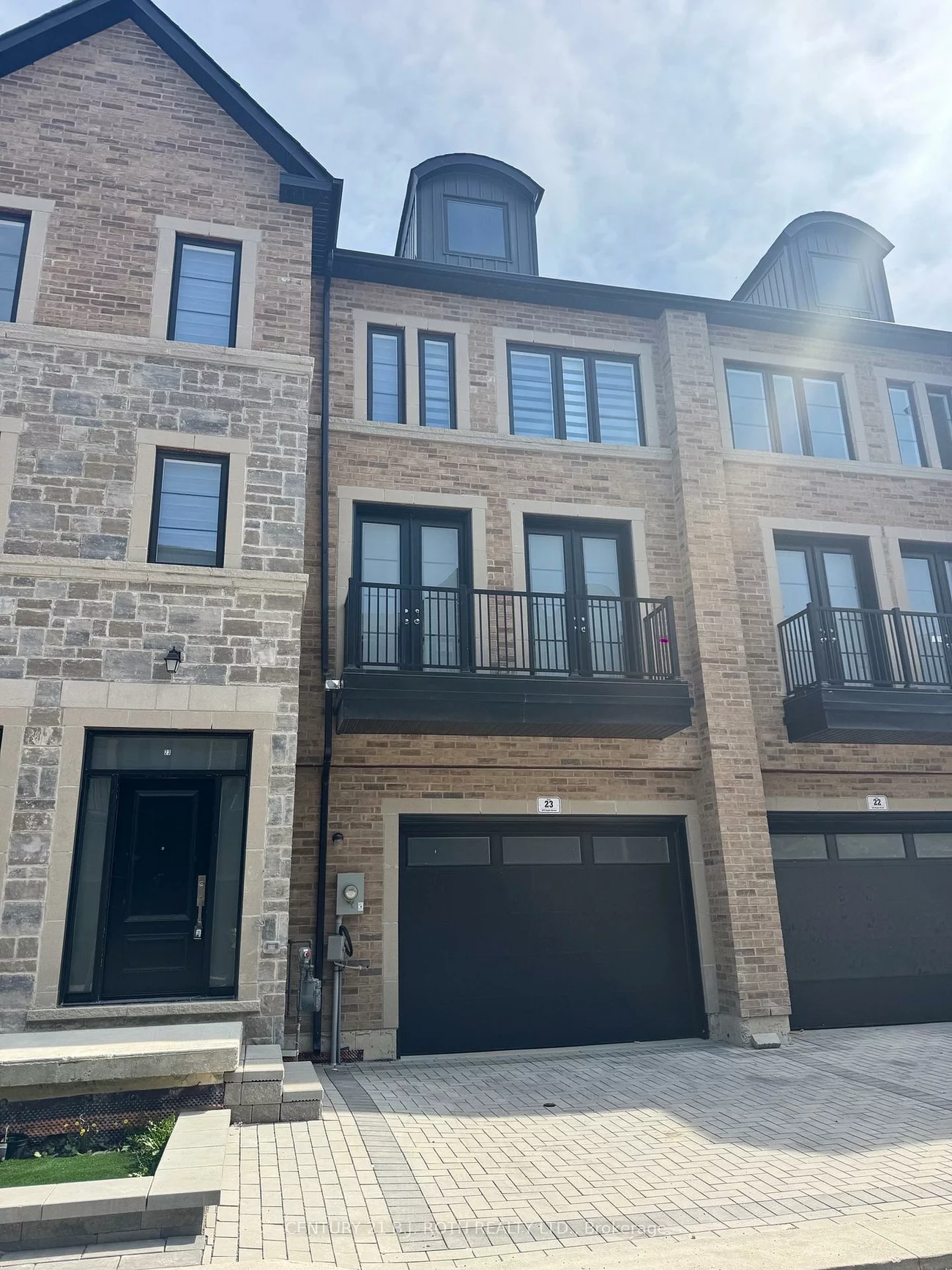 260, Eagle, Central Newmarket, Newmarket
