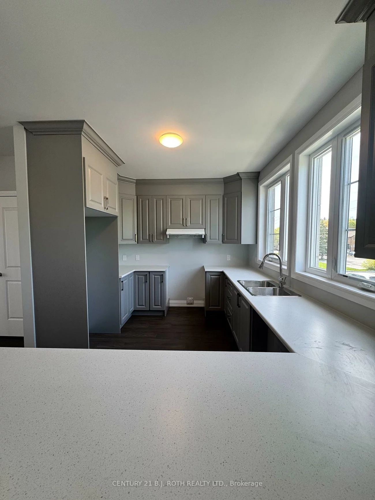 260, Eagle, Central Newmarket, Newmarket