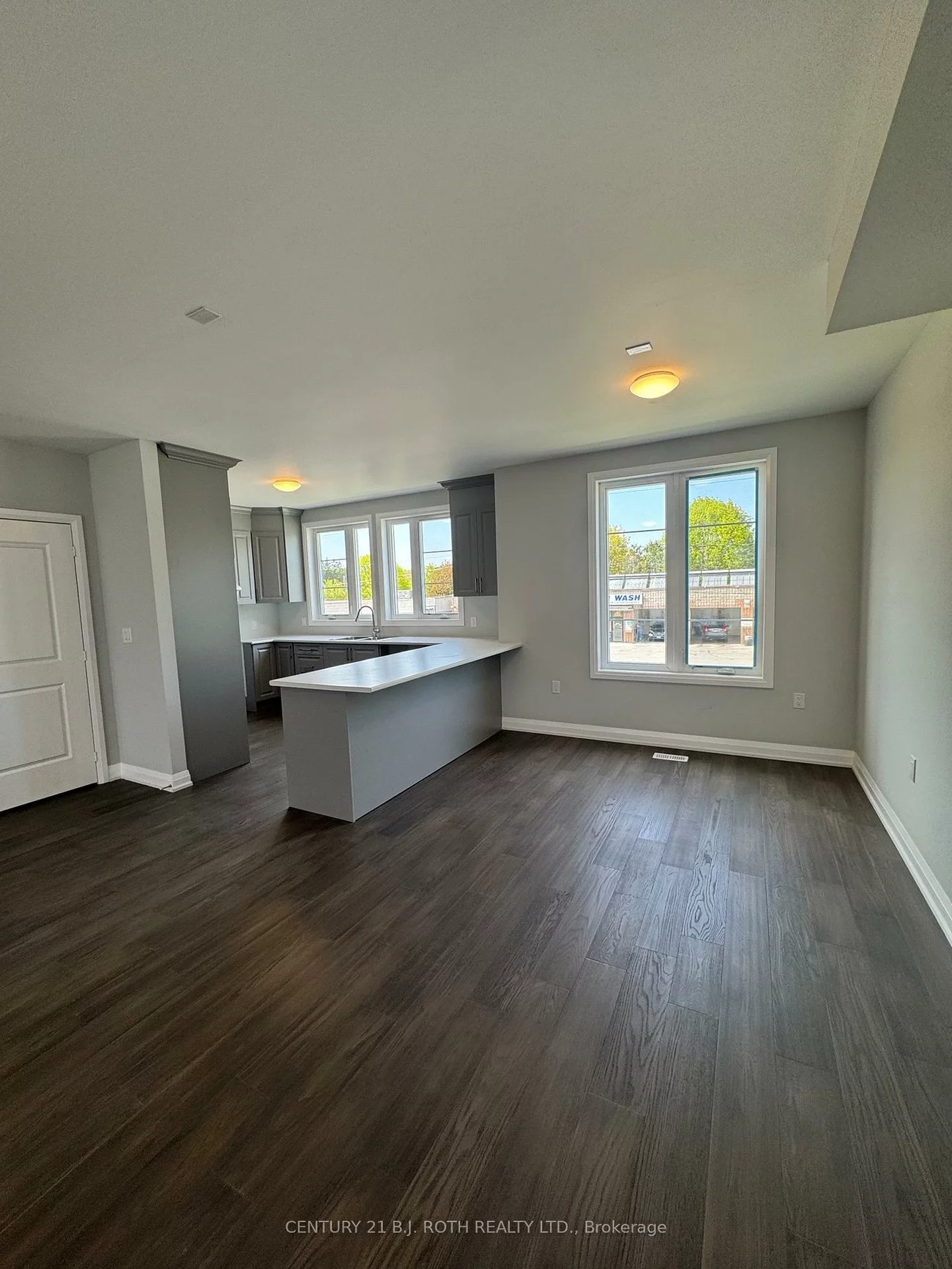 260, Eagle, Central Newmarket, Newmarket