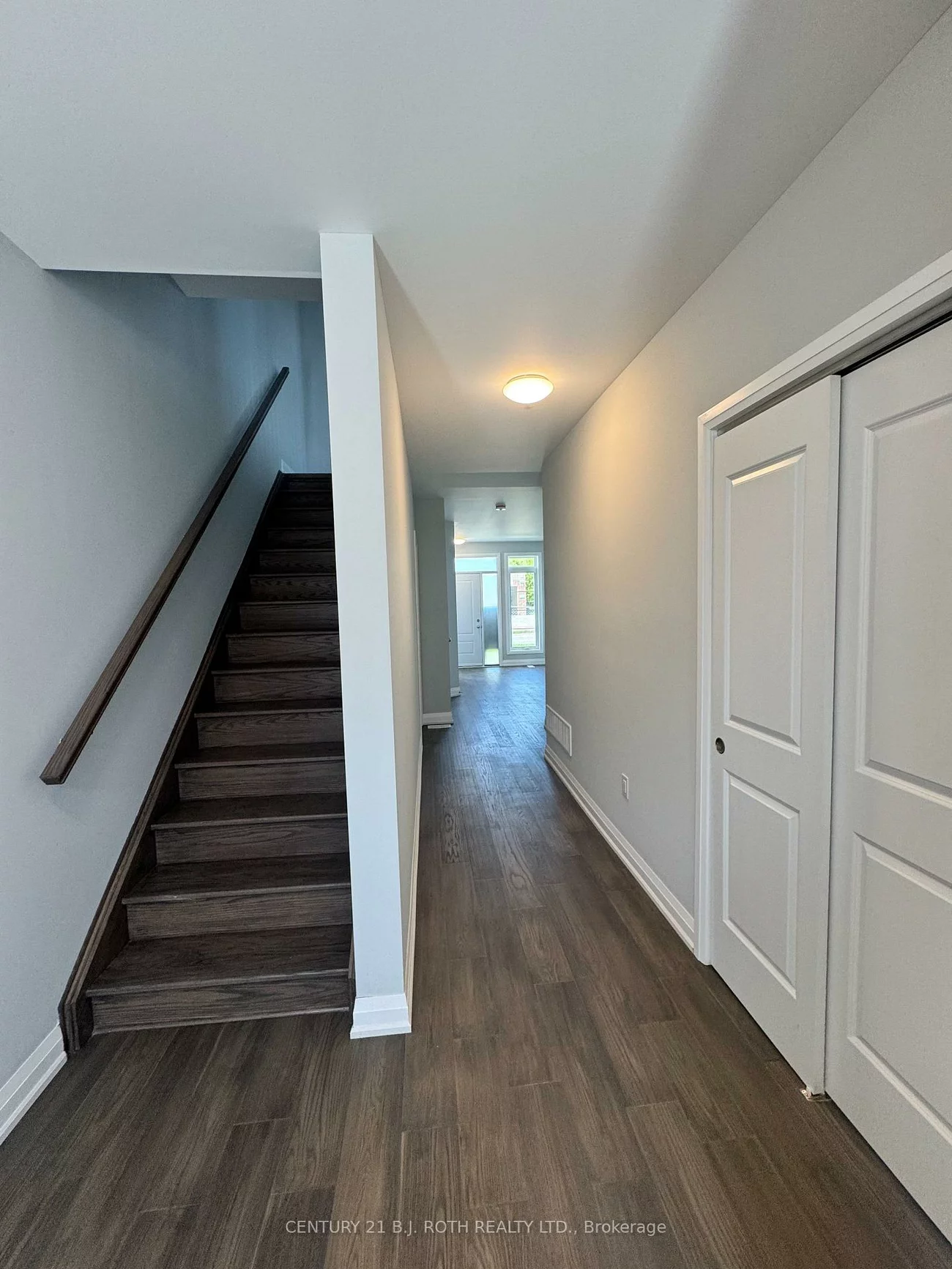 260, Eagle, Central Newmarket, Newmarket