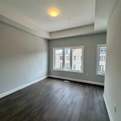 260, Eagle, Central Newmarket, Newmarket