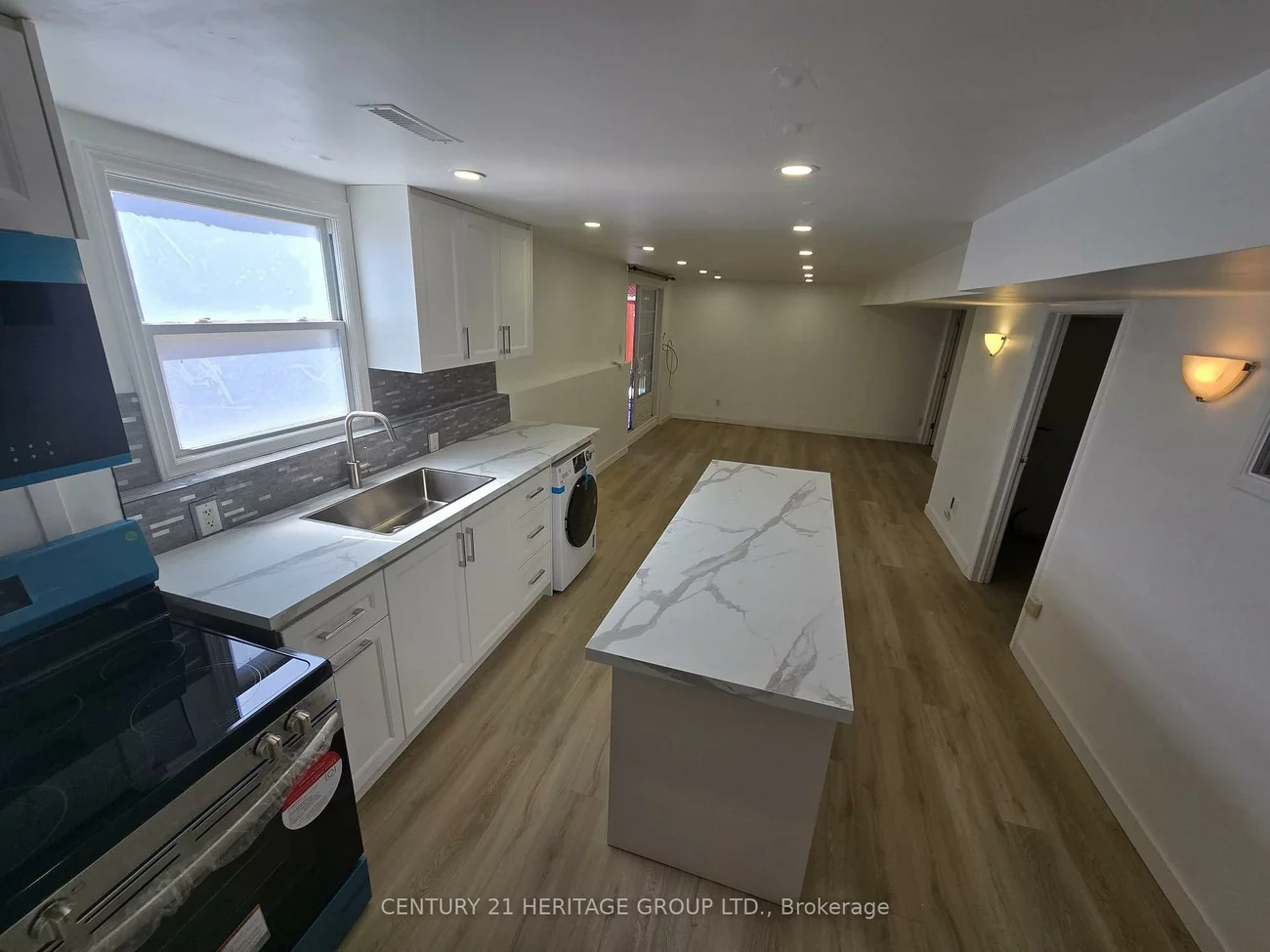 942, Ferndale, Gorham-College Manor, Newmarket