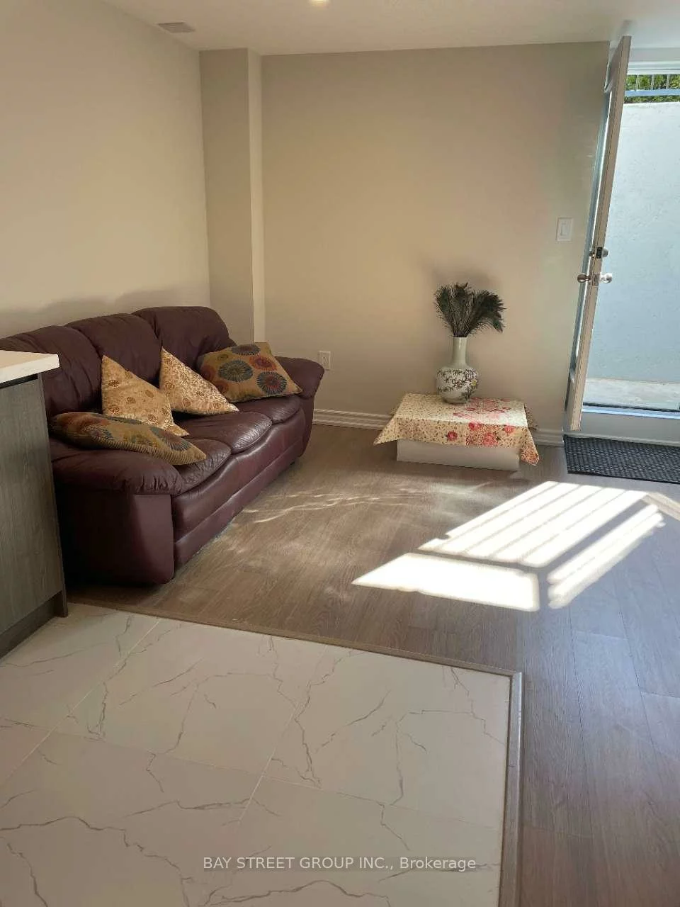 32, Herefordshire, Woodland Hill, Newmarket
