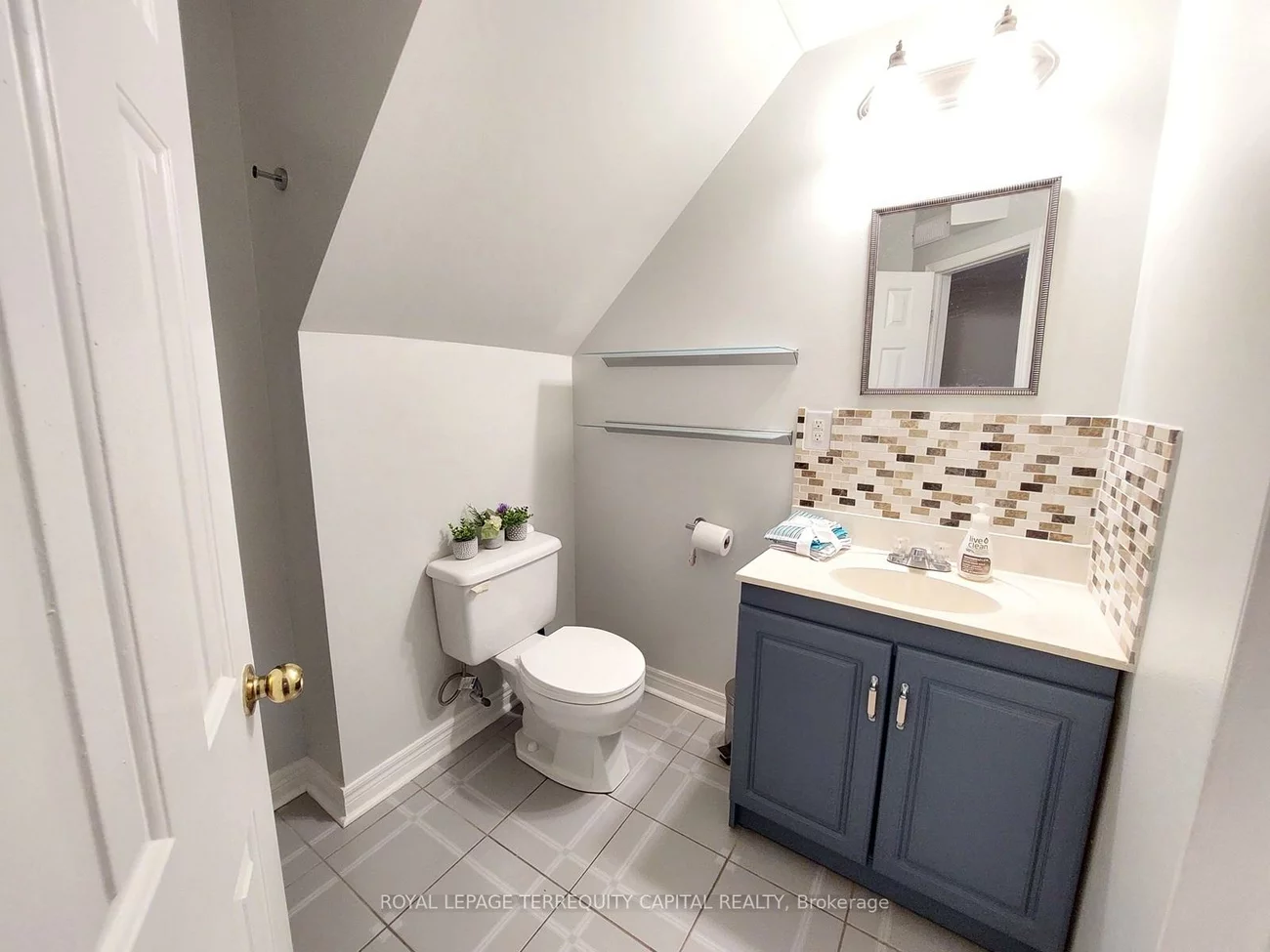 151, Keffer, Armitage, Newmarket